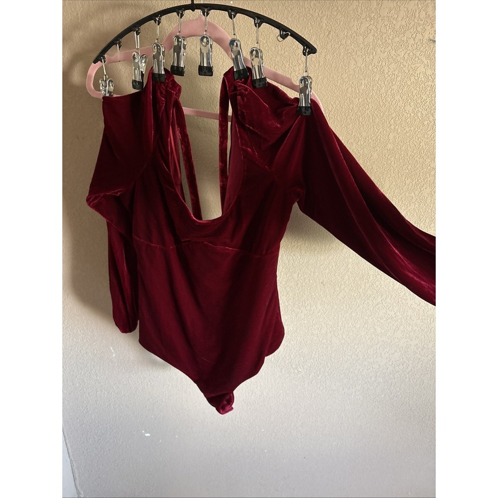 Vici One Piece Velvet Top Women's Sz. Medium
